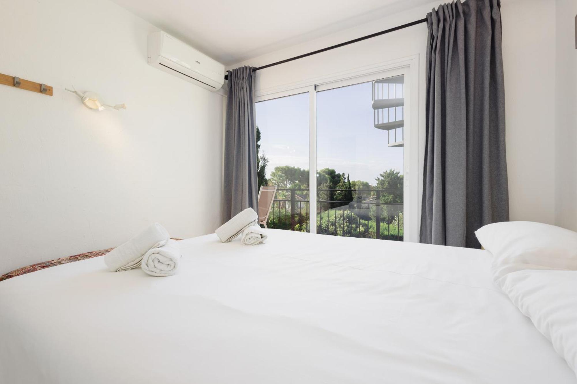 Cozy At The In Costabella, * Marbellac